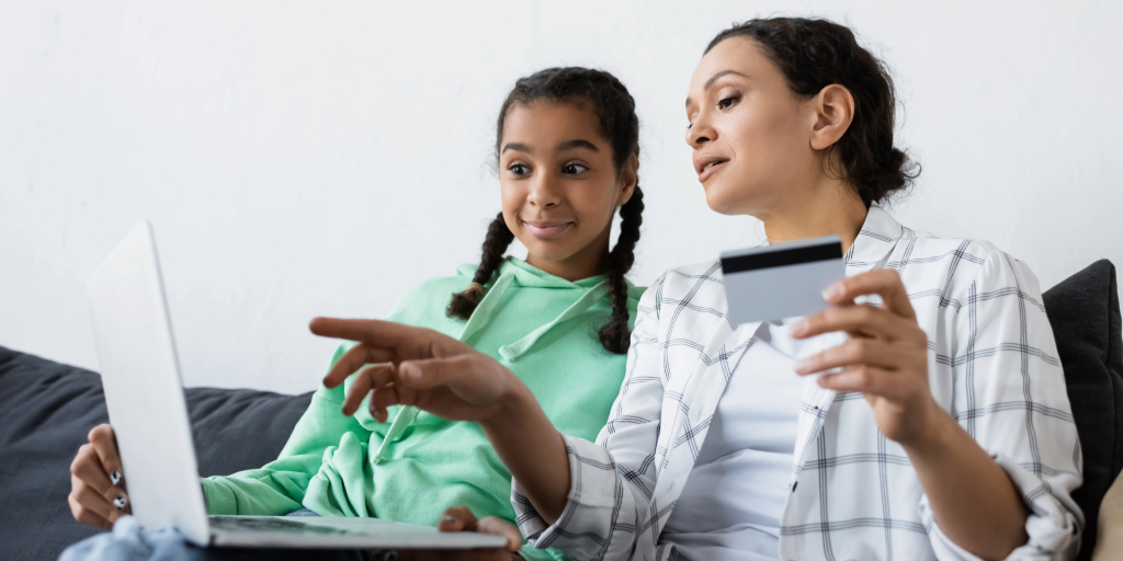 What Teens Should Know About Credit